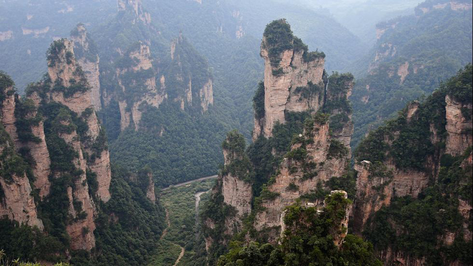 abunawaf.com_wp_content_uploads_2015_03_Zhangjiajie_National_Park_China.jpg